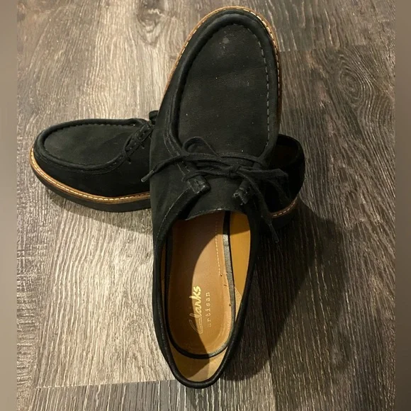 Clarks Artisan Black Shoes - Picture 2 of 5